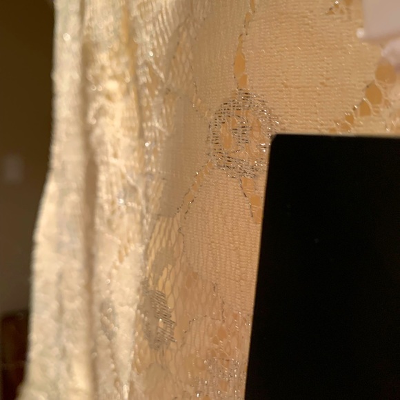 Brand new Jone New York dress in cream color with silver threads . Size : 14 - Picture 13 of 16